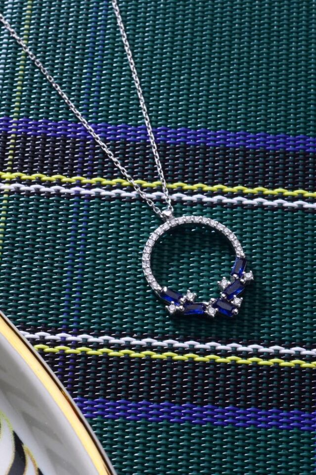 925 Ayar Gümüş Lacivert Baget Taşlı Halka Kolye