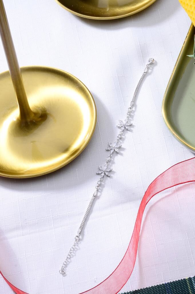 925 Ayar Gümüş Üçlü Lotus Çiçek Bileklik