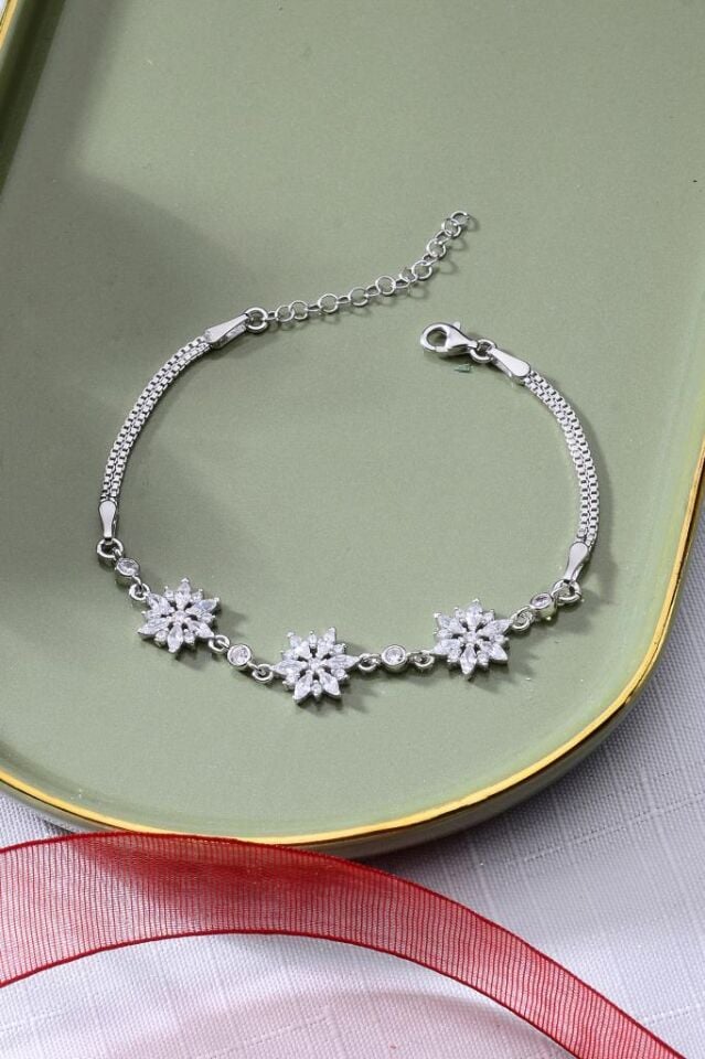 925 Ayar Gümüş Üçlü Çiçek Desenli Bileklik