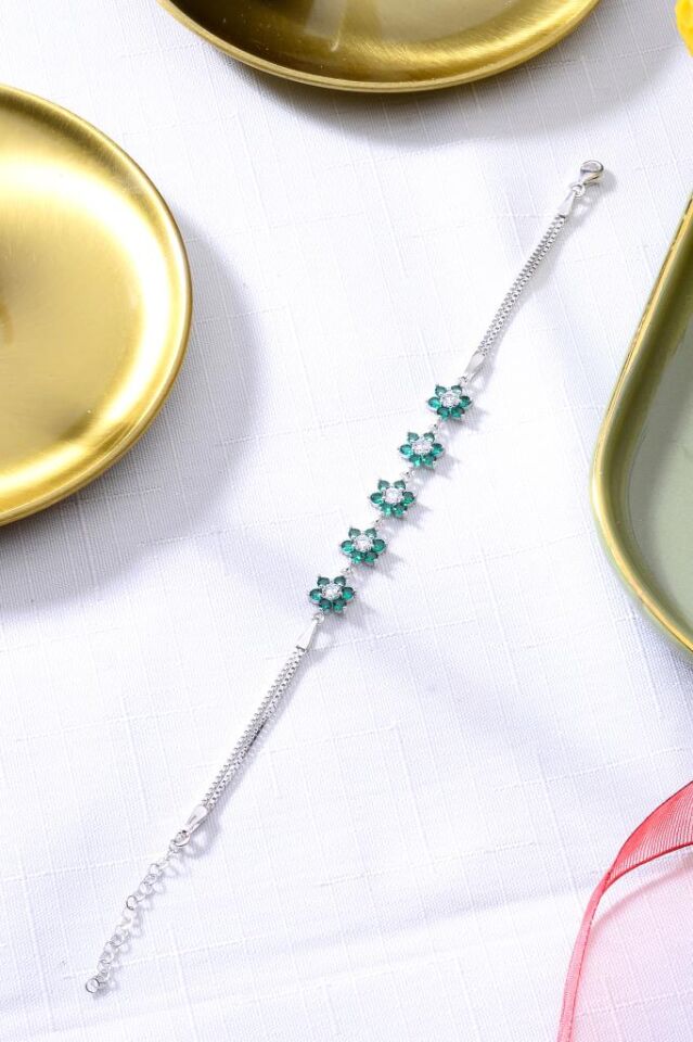 925 Ayar Gümüş Beşli Çiçek Desenli Gümüş Bileklik