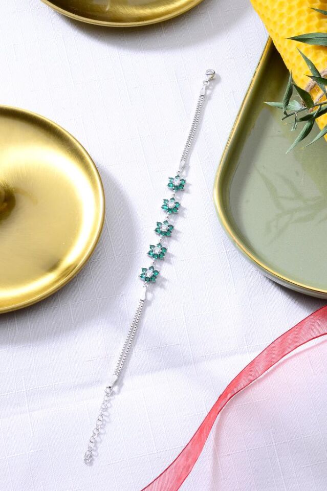 925 Ayar Gümüş Beşli Çiçek Desenli Gümüş Bileklik