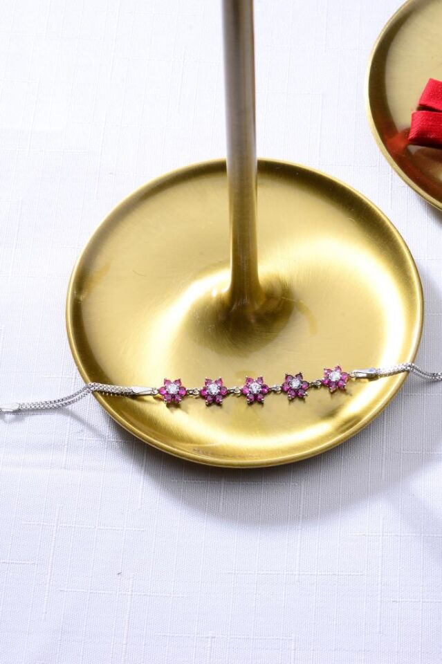 925 Ayar Gümüş Beşli Çiçek Desenli Gümüş Bileklik