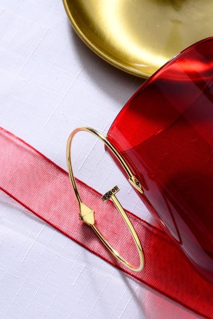 925 Ayar Gümüş üzeri Altın Kaplama Taşlı Çivi Bilezik