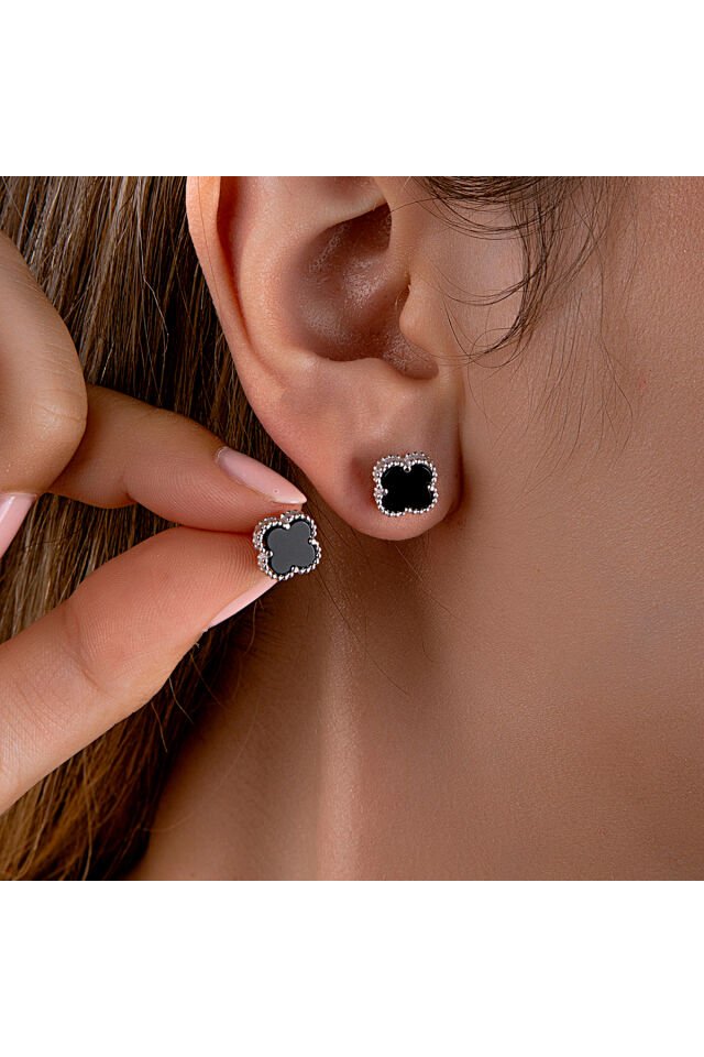 925 Ayar Gümüş Siyah Yonca Figürlü Küpe