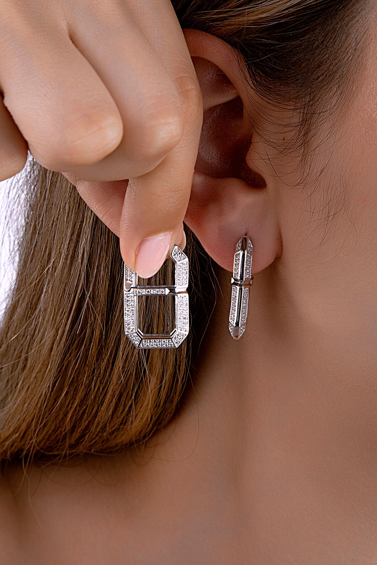 925 Ayar Gümüş Serenay Taşlı Küpe