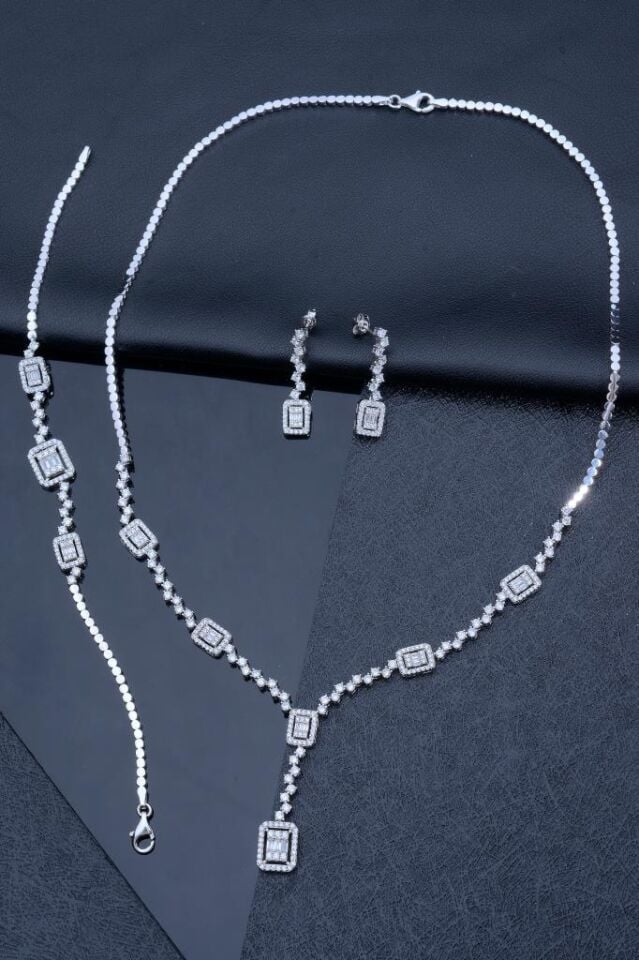 925 Ayar Gümüş Kadın Baget Taşlı Elegant Set