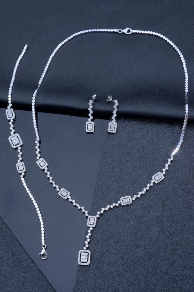 925 Ayar Gümüş Kadın Baget Taşlı Elegant Set