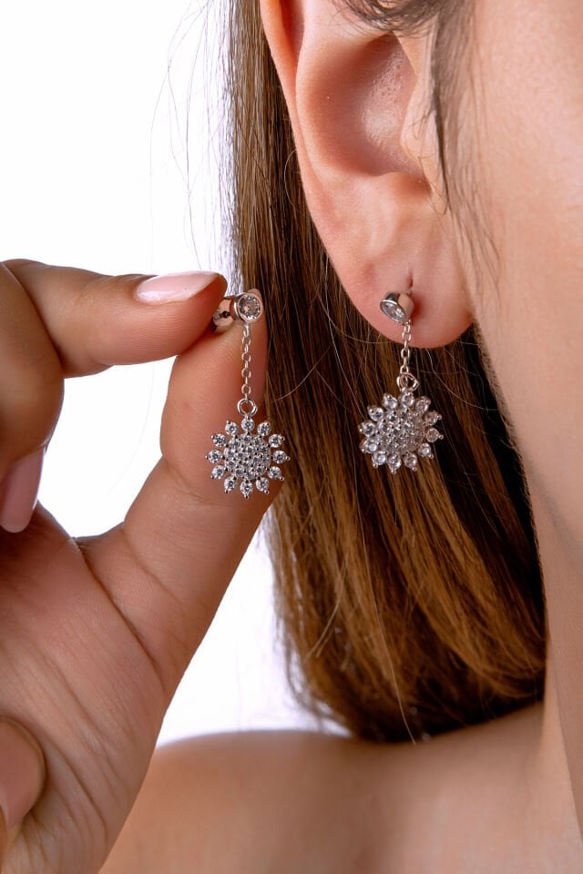 925 Ayar Gümüş Sallantılı Ayçiçeği Küpe