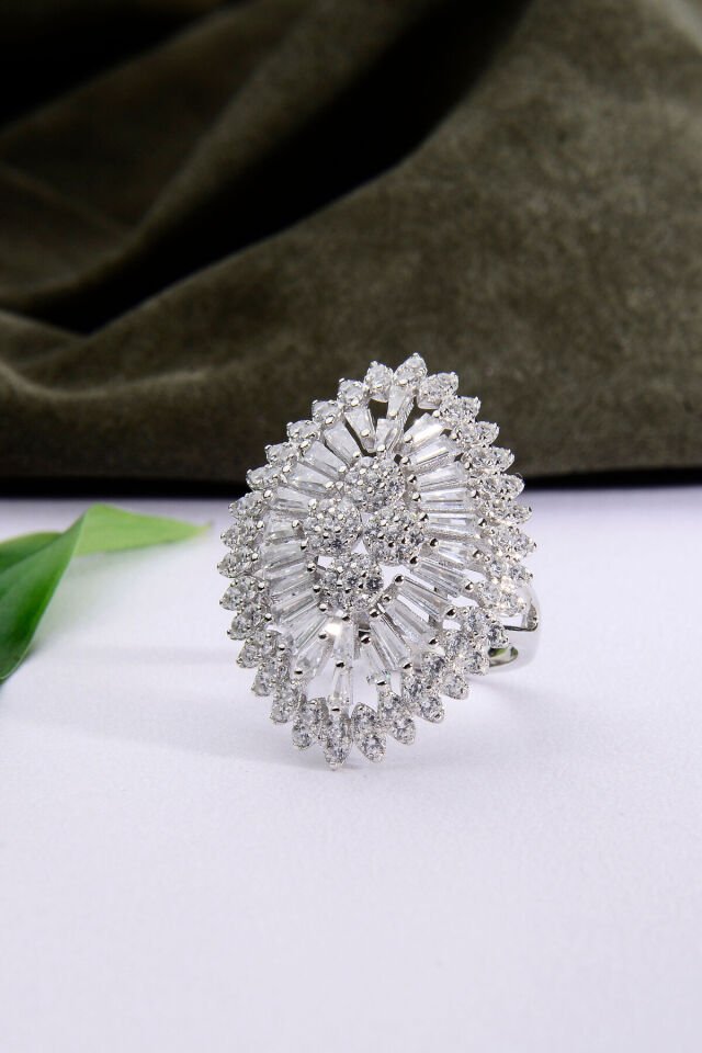 925 AYAR GÜMÜŞ YAPRAK MODEL TAŞLI YÜZÜK