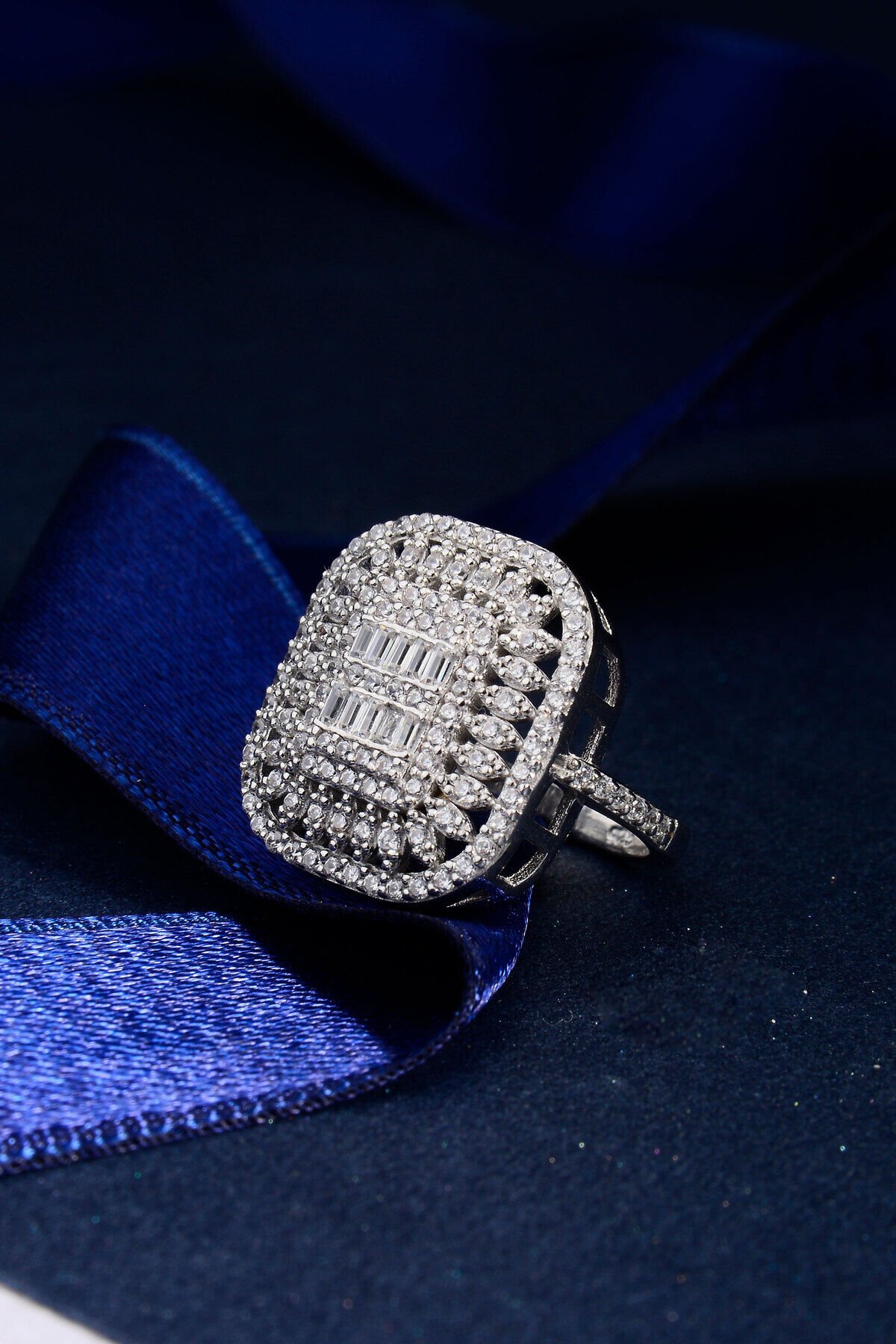 925 Ayar Gümüş Çok Taşlı Baget Yüzük