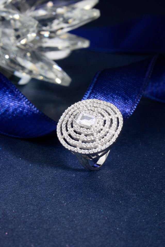 925 AYAR GÜMÜŞ TAŞLI BÜYÜK OVAL ŞIK BAGET YÜZÜK