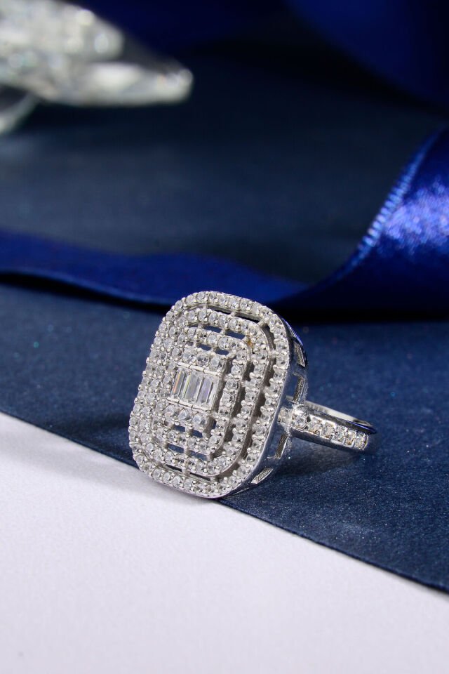 925 AYAR 3 ŞERİT TAŞLI BAGET YÜZÜK