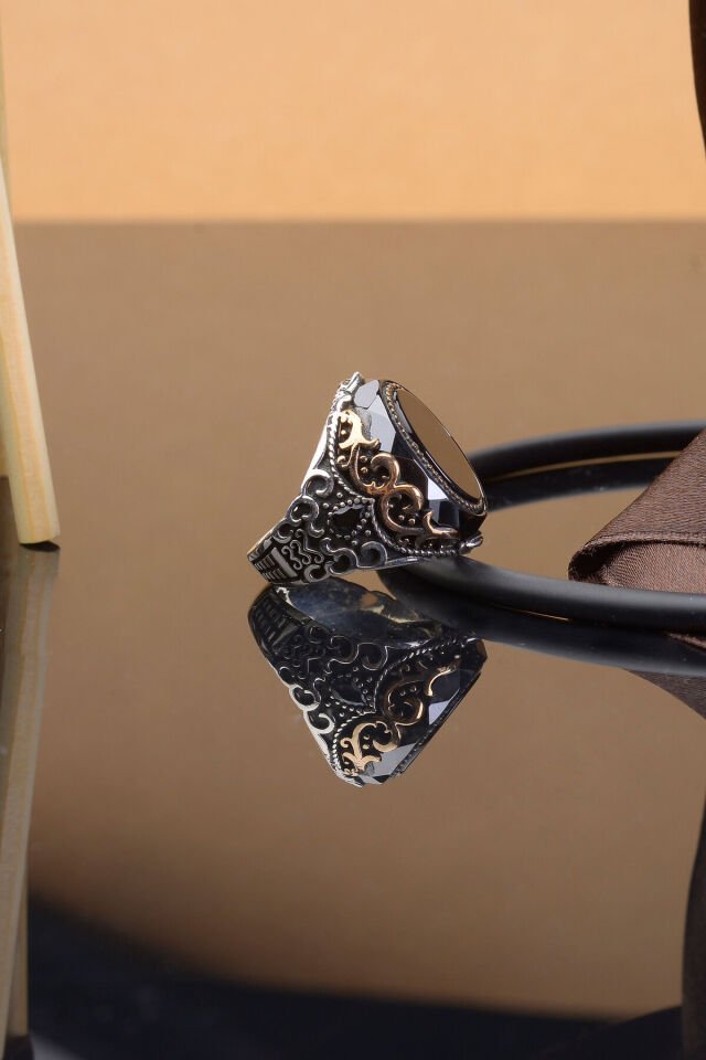 DESENLİ SİYAH ZİRKON TAŞ OVAL 925 AYAR GÜMÜŞ ERKEK YÜZÜK