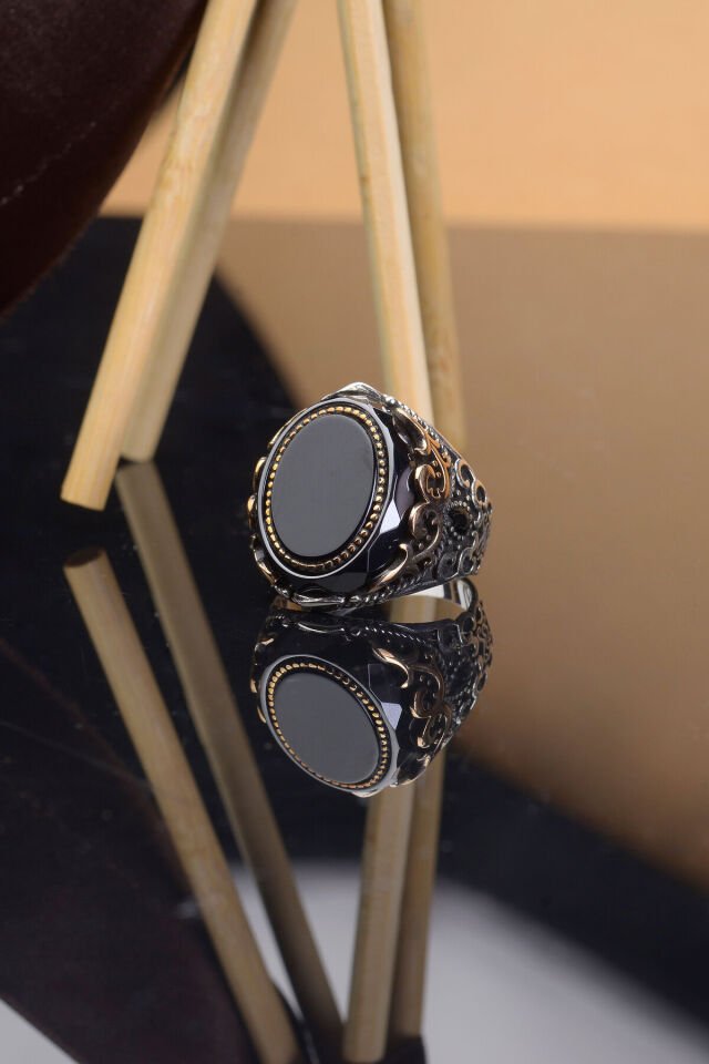 DESENLİ SİYAH ZİRKON TAŞ OVAL 925 AYAR GÜMÜŞ ERKEK YÜZÜK