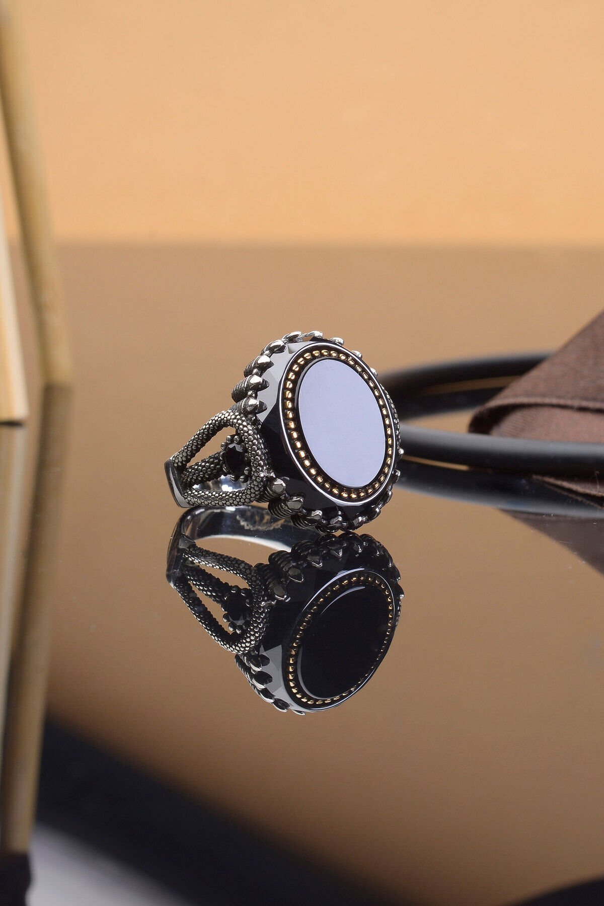 SİYAH ZİRKON TAŞ HALAT MOTİFLİ 925 AYAR GÜMÜŞ ERKEK YÜZÜK