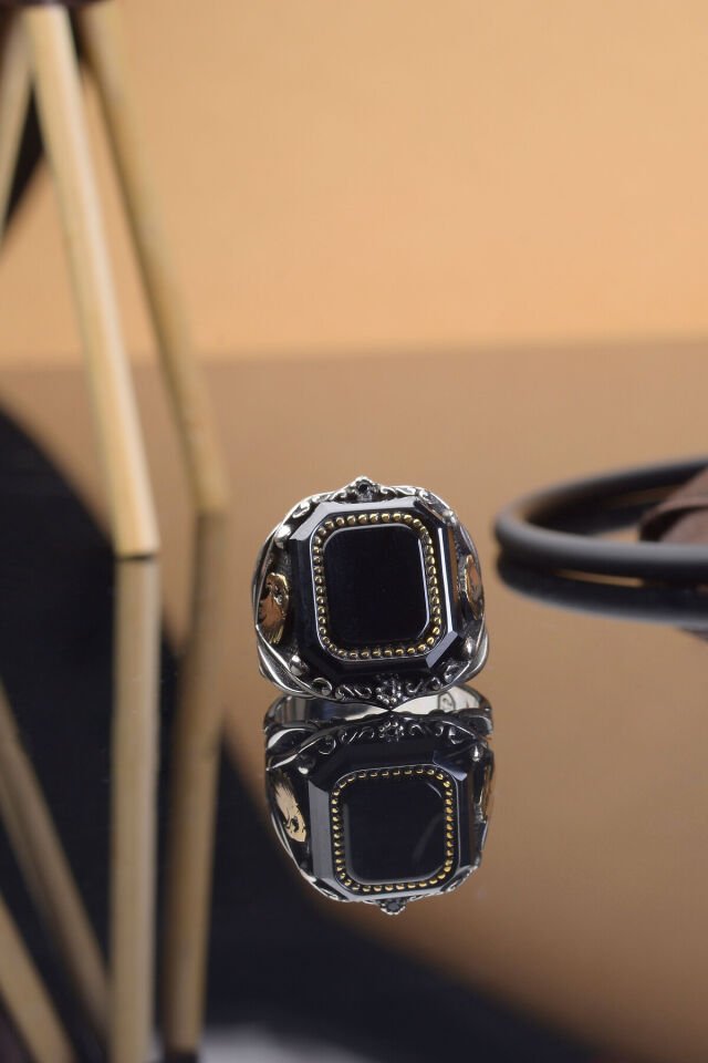 SİYAH ZİRKON TAŞLI KARTAL MOTİFLİ 925 AYAR GÜMÜŞ ERKEK YÜZÜK