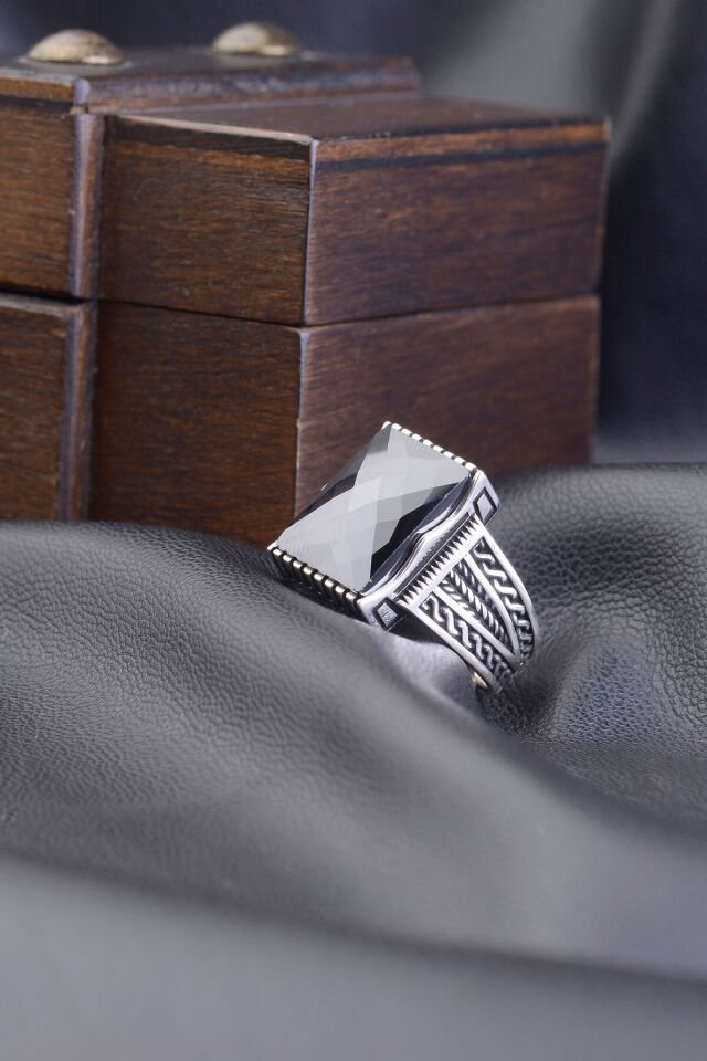 SİYAH ZİRKON TAŞLI ZİNCİR MODEL 925 AYAR GÜMÜŞ ERKEK YÜZÜK