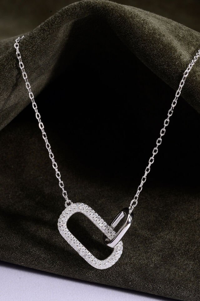 925 Ayar Gümüş İç İçe Geçmiş Oval Halkalar Zincir Kolye