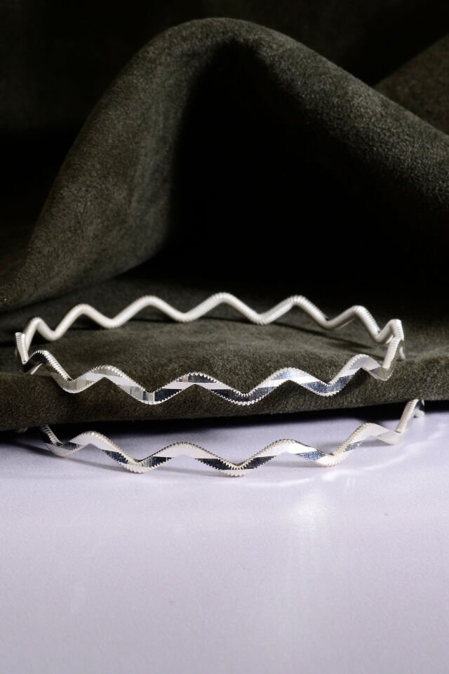 925 Ayar Gümüş Zikzak Ajda