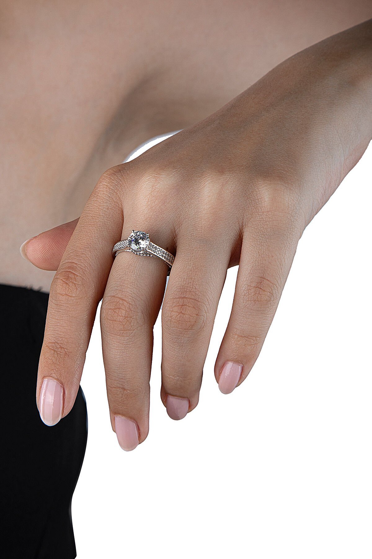 925 Ayar Gümüş Prenses Model 6mm Yuvarlak Kesim Tektaş Yüzük