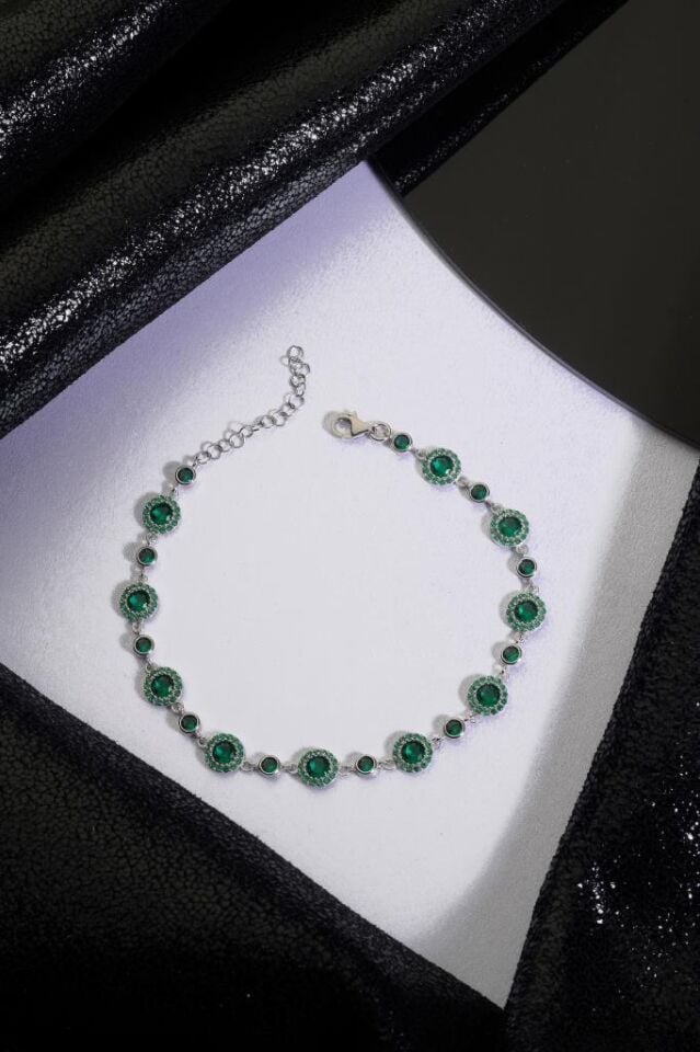 925 Ayar Gümüş Yuvarlak Sıralı Yeşil Taşlı Bileklik