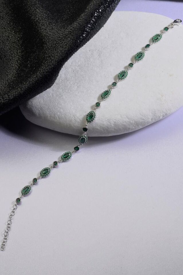 925 Ayar Gümüş Yeşil Sıralı Elips Taşlı Bileklik