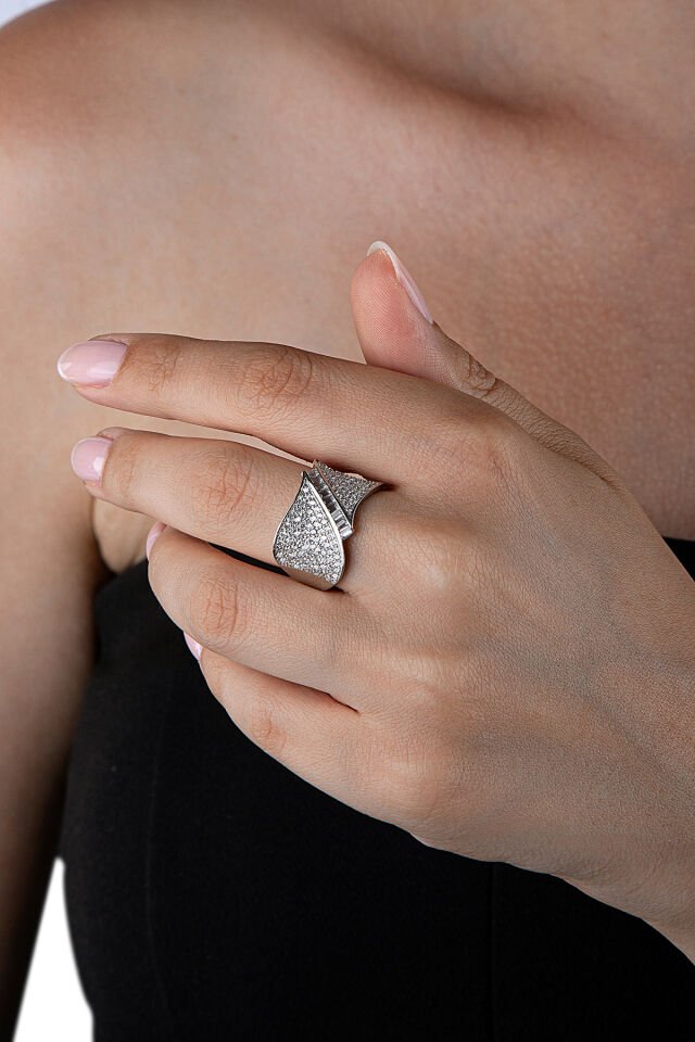 925 Ayar Gümüş Kalın Taş Tasarımlı Ezme Yüzük