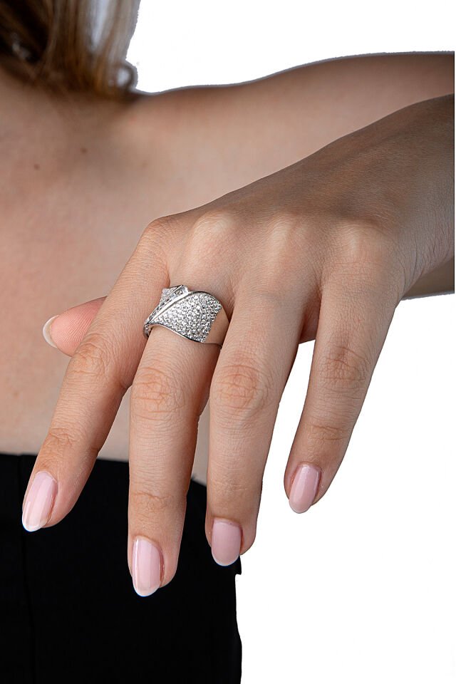 925 Ayar Gümüş Kalın Taş Tasarımlı Ezme Yüzük