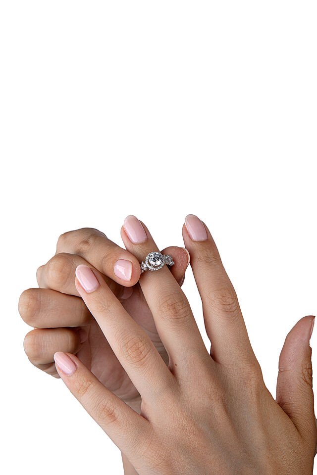 925 Ayar Gümüş Taşlı Yuvarlak Kesim Tektaş Yüzük