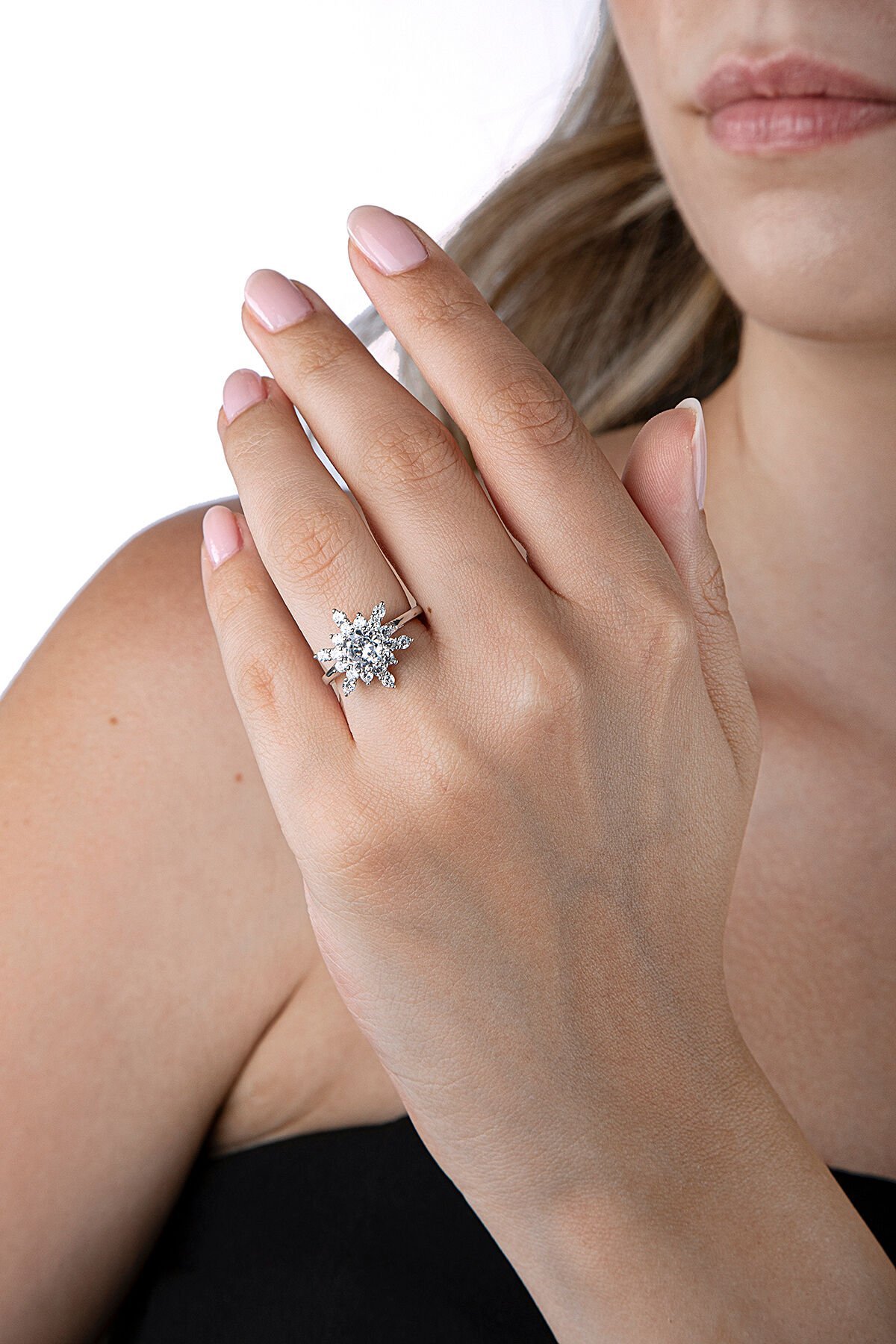 925 Ayar Gümüş Kar Çiçeği Taşlı Yüzük