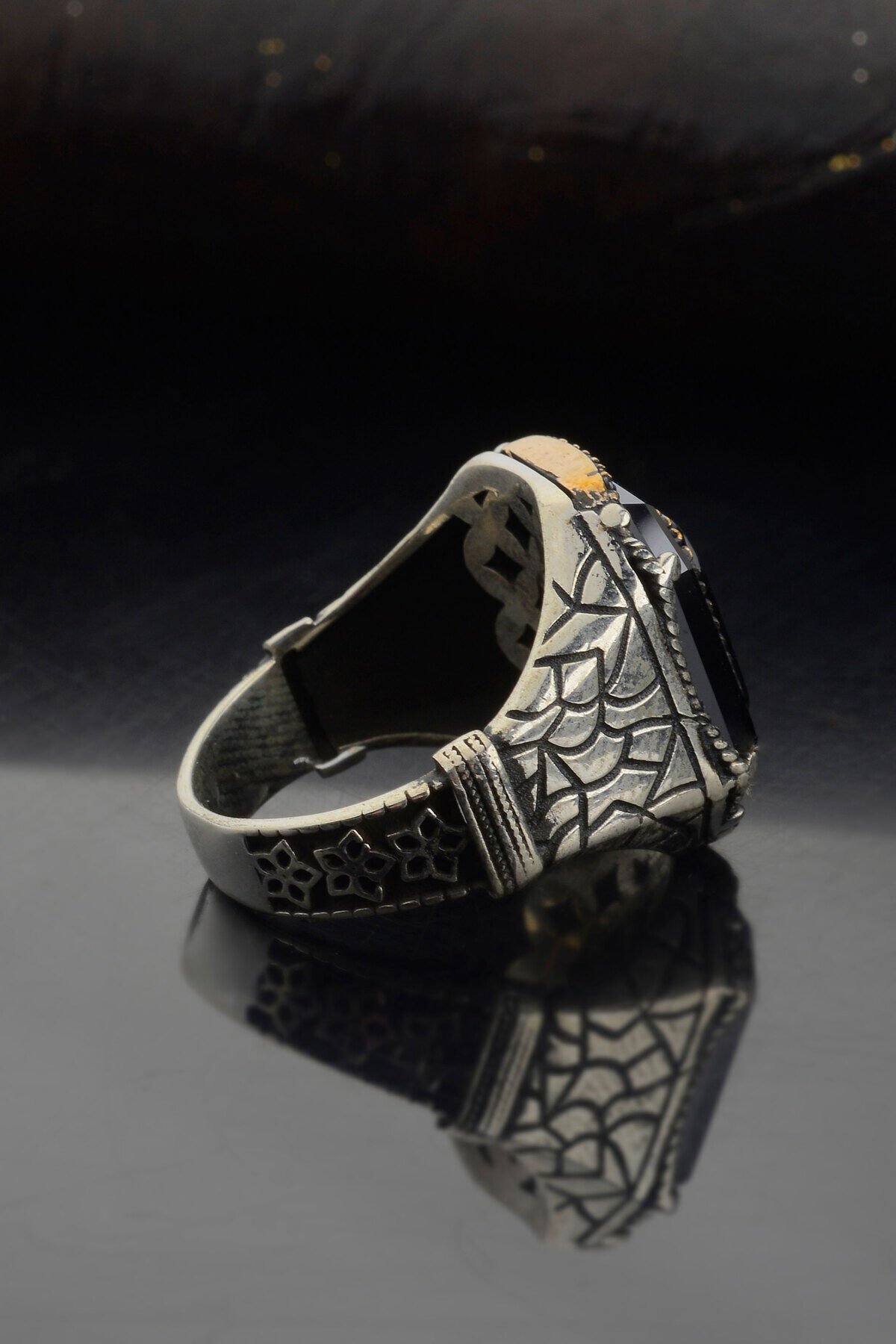 925 AYAR GÜMÜŞ SİYAH KARE TAŞ DETAYLI ZİRKON ERKEK YÜZÜĞÜ