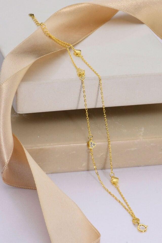 925 AYAR GÜMÜŞ ÜZERİ ALTIN KAPLAMA 2 ZİNCİRLİ KÜÇÜK KALPLİ BİLEKLİK