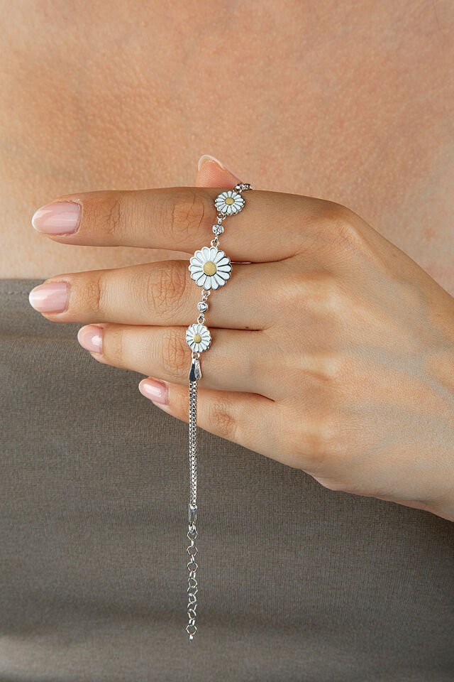 925 Ayar Gümüş Üçlü Papatya Motifli Mineli Kutu Zincirli Bileklik