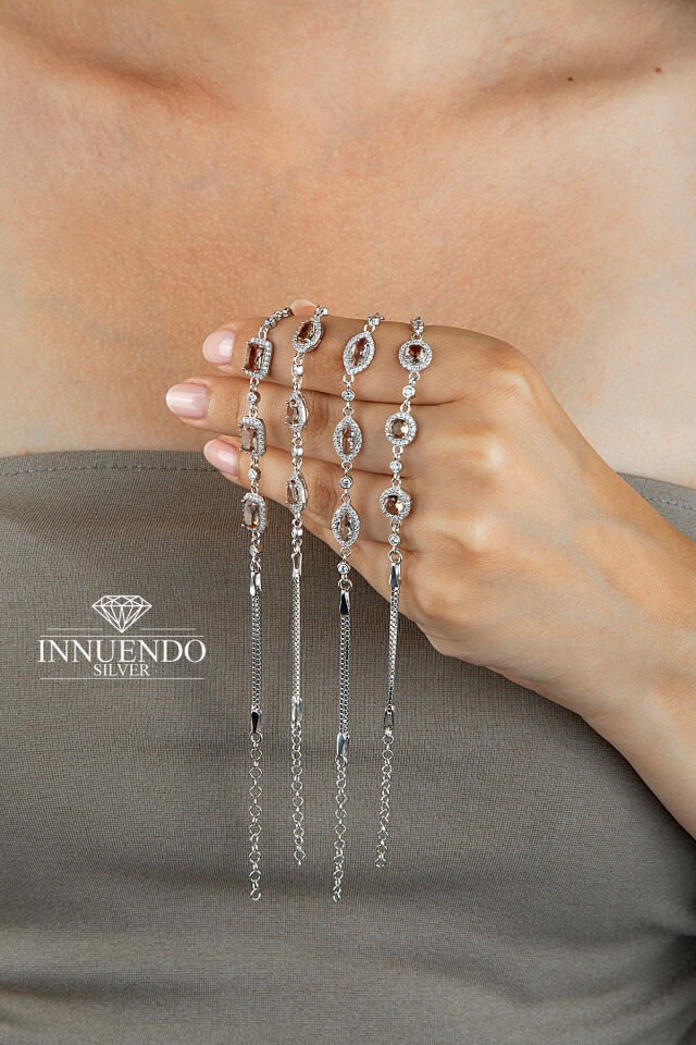 925 Ayar Gümüş Damla Kesim Taş Çerçeveli Sultanit Taşlı Kutu Zincirli Bileklik