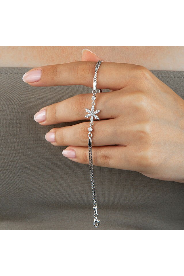 925 Ayar Gümüş Markiz Kesim Lotus Çiçekli Taşlı Kutu Zincirli Bileklik