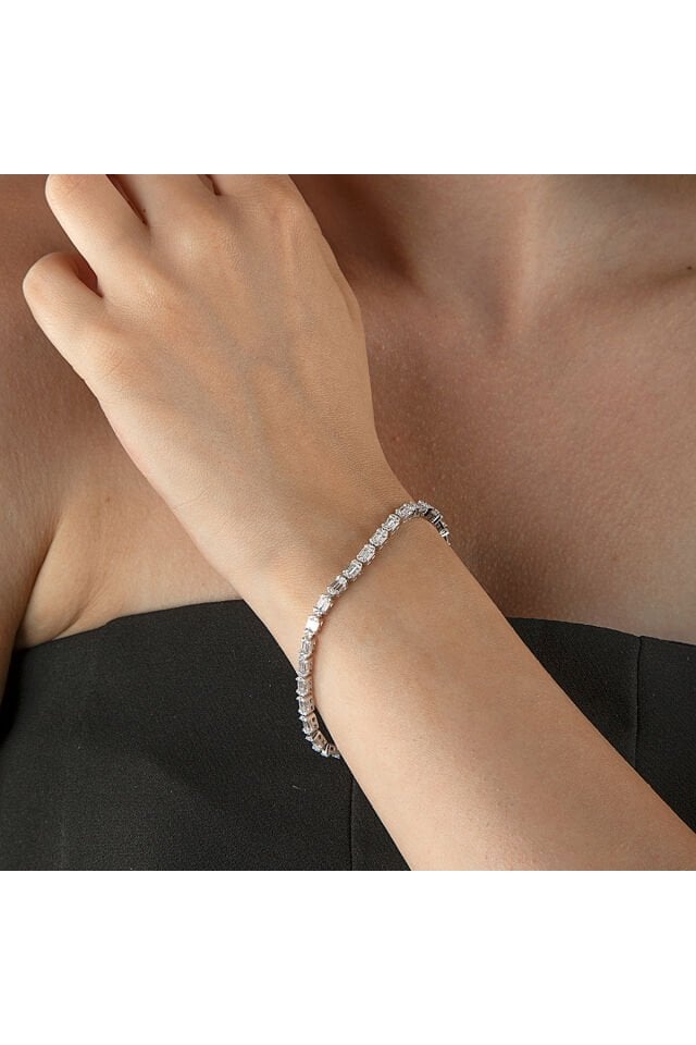 925 Ayar Gümüş Sıralı Baget Taşlı Su Yolu Bileklik