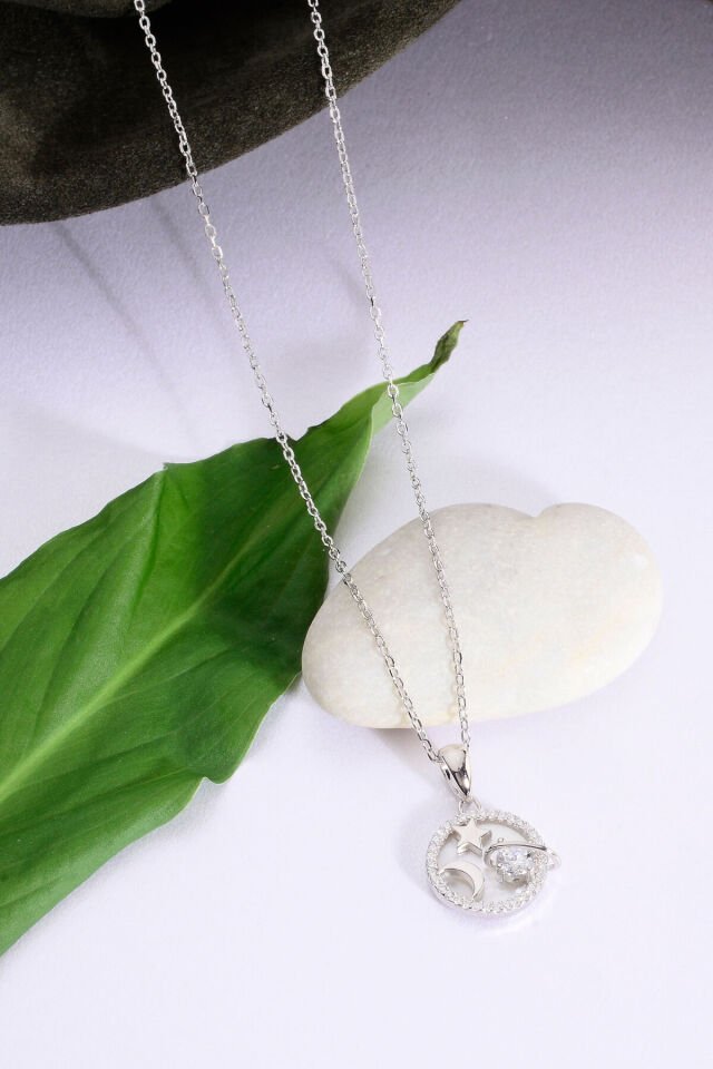 Altın Kaplama 925 Ayar Gümüş Galaksi Temalı Sedefli Yuvarlak Çerçeveli Kolye