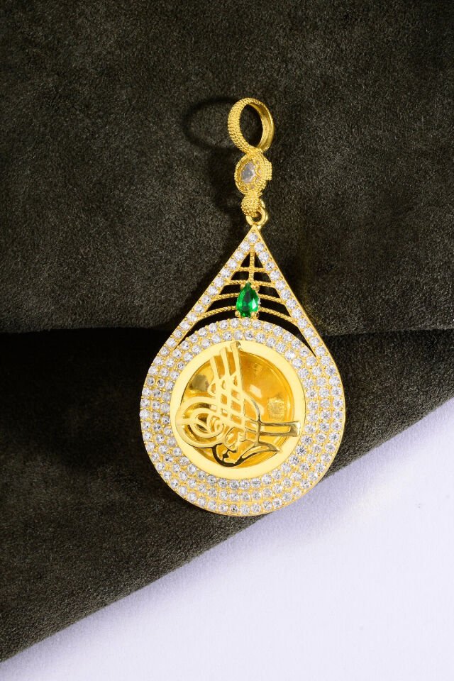 925 Ayar Gümüş 22 Ayar Altın Kaplama Zümrüt ve Zirkon Taşlı Tuğralı Kolye ucu