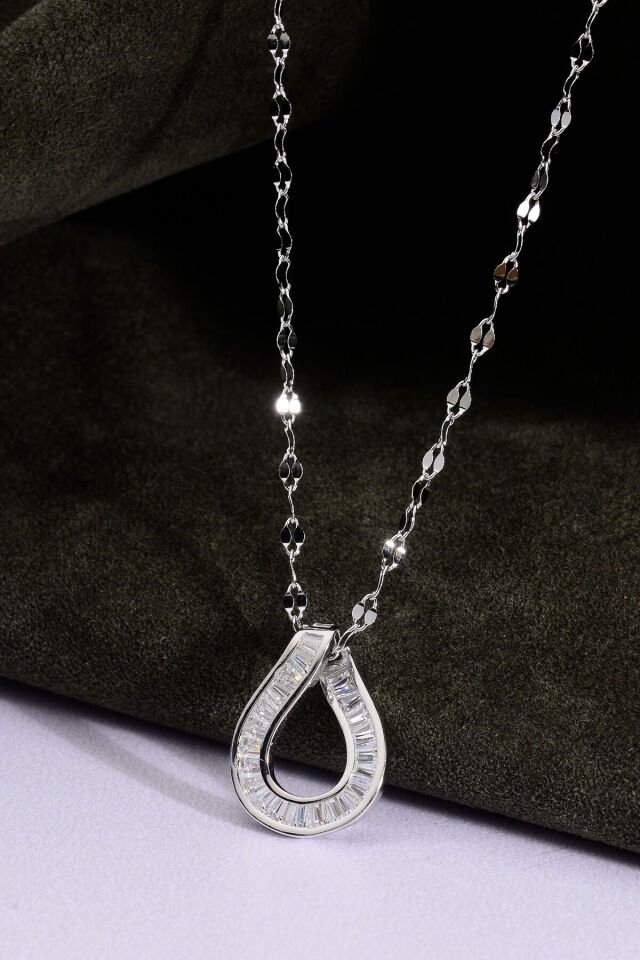 925 Ayar Gümüş Baget Taşlı Damla Figürlü Aynalı Zincir Kolye