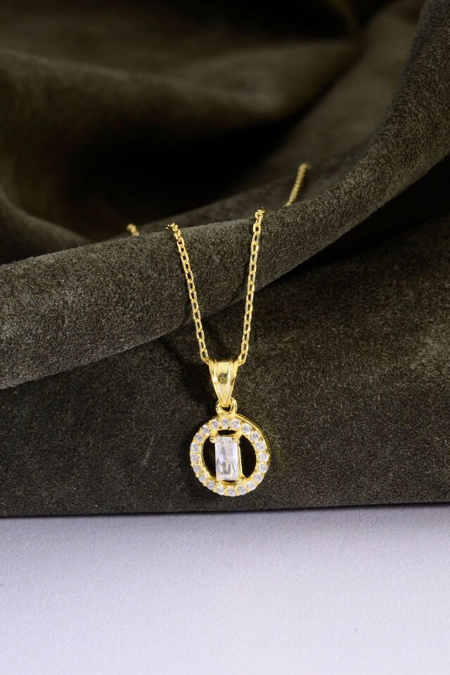 Altın Kaplama 925 Ayar Gümüş Çember Taş Çerçeveli Baget Taşlı Minimal Kolye