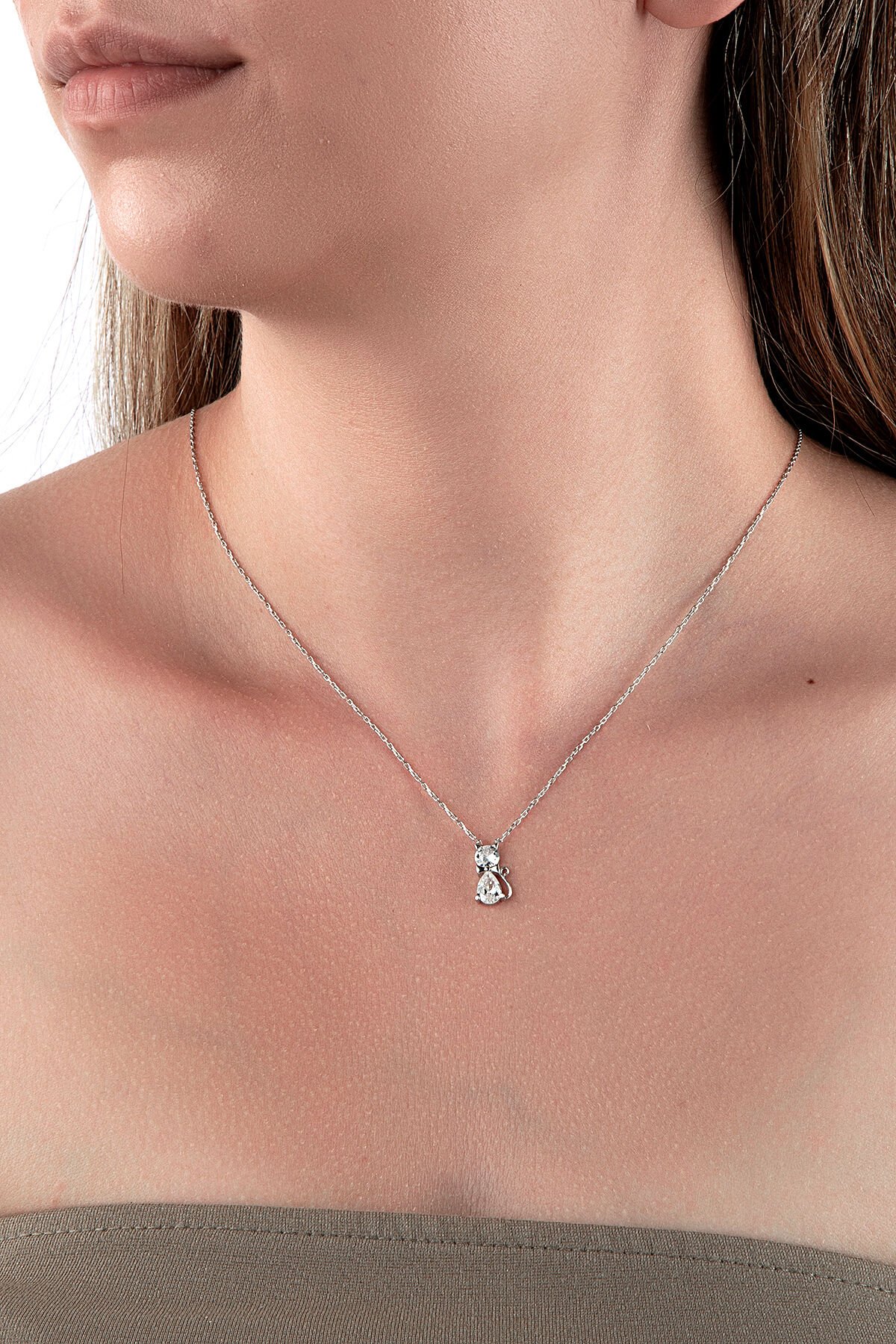 925 Ayar Gümüş Kedi Motifli Taşlı Kolye