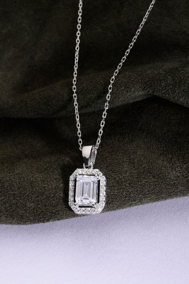 925 Ayar Gümüş Tekli Baget Kolye