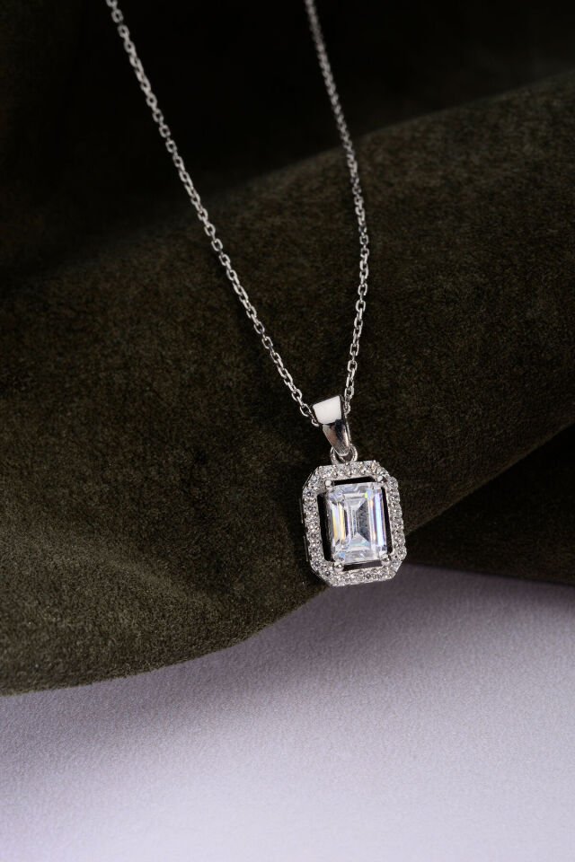 925 Ayar Gümüş Tekli Baget Kolye