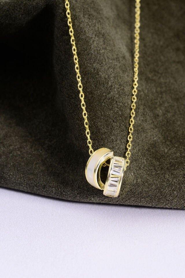 Altın Kaplama 925 Ayar Gümüş Çift Yarım Halka Motifli Sedefli & Baget Taşlı Kolye