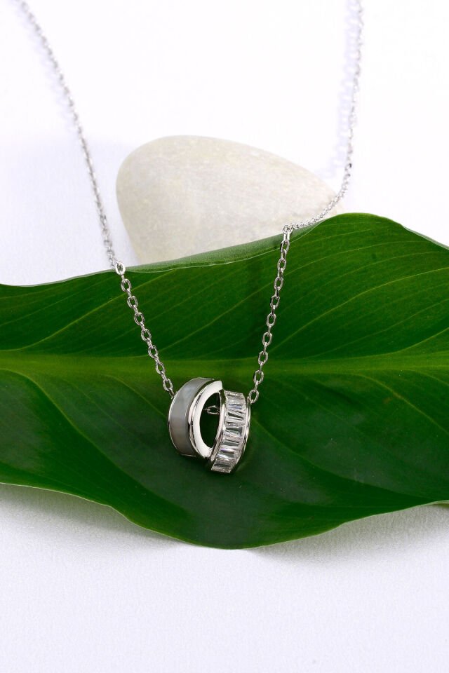 Altın Kaplama 925 Ayar Gümüş Çift Yarım Halka Motifli Sedefli & Baget Taşlı Kolye