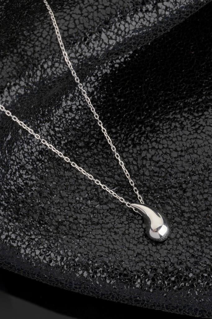 925 Ayar Gümüş Küçük Gözyaşı Damla Kolye