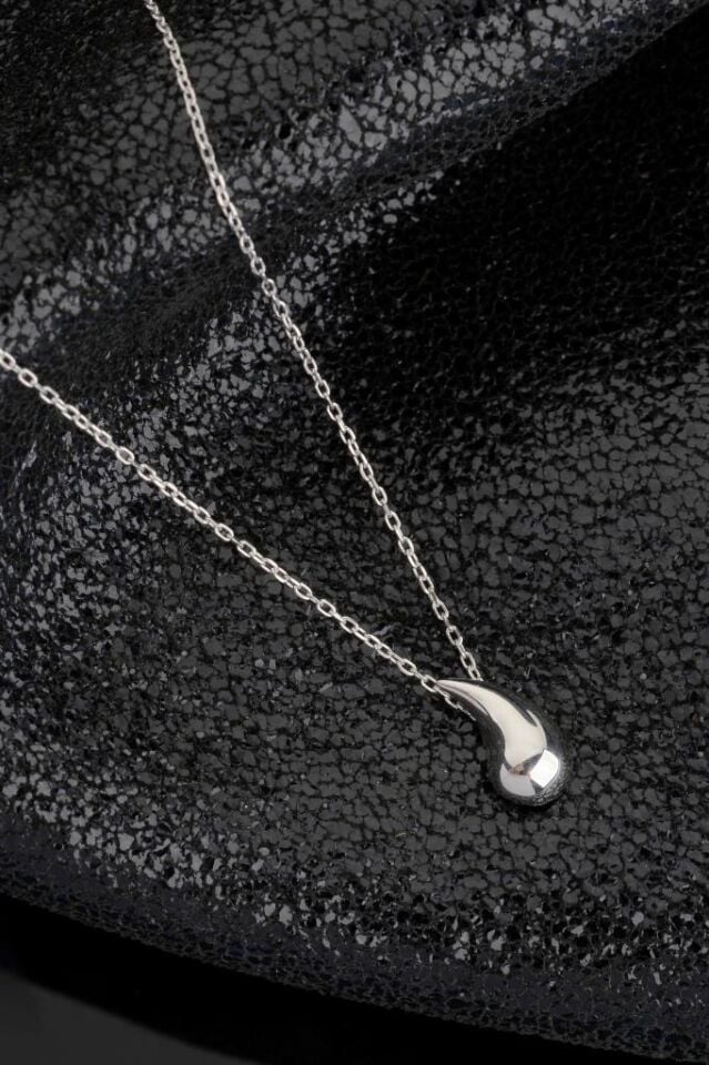 925 Ayar Gümüş Küçük Gözyaşı Damla Kolye