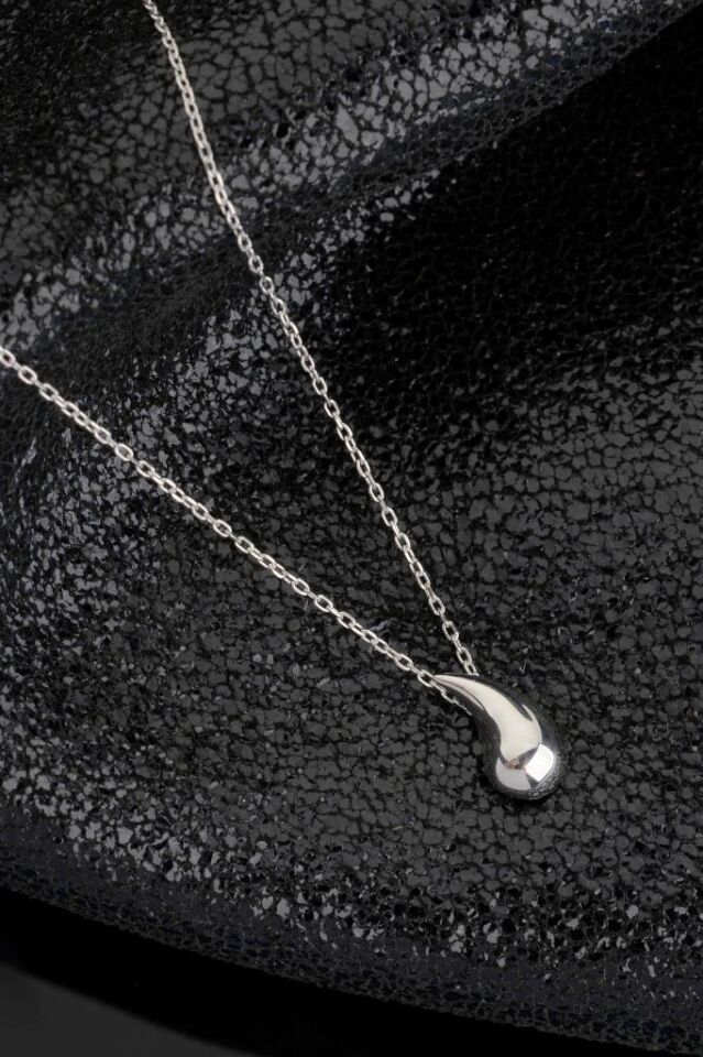 925 Ayar Gümüş Küçük Gözyaşı Damla Kolye