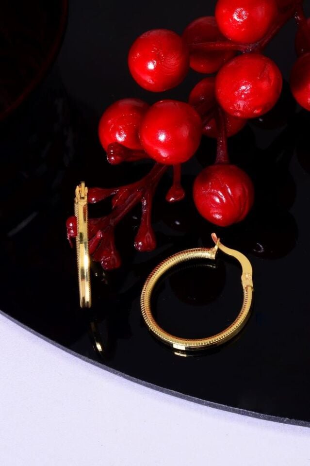 925 Ayar Gümüş 22 Ayar Altın Kaplama Ajda Küpe 2 cm