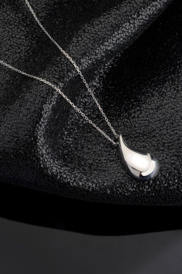 925 Ayar Gümüş Büyük Damla Gözyaşı Kolye